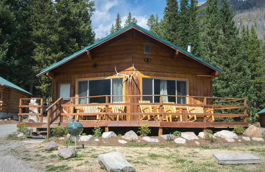 Silver Gate Lodging-1