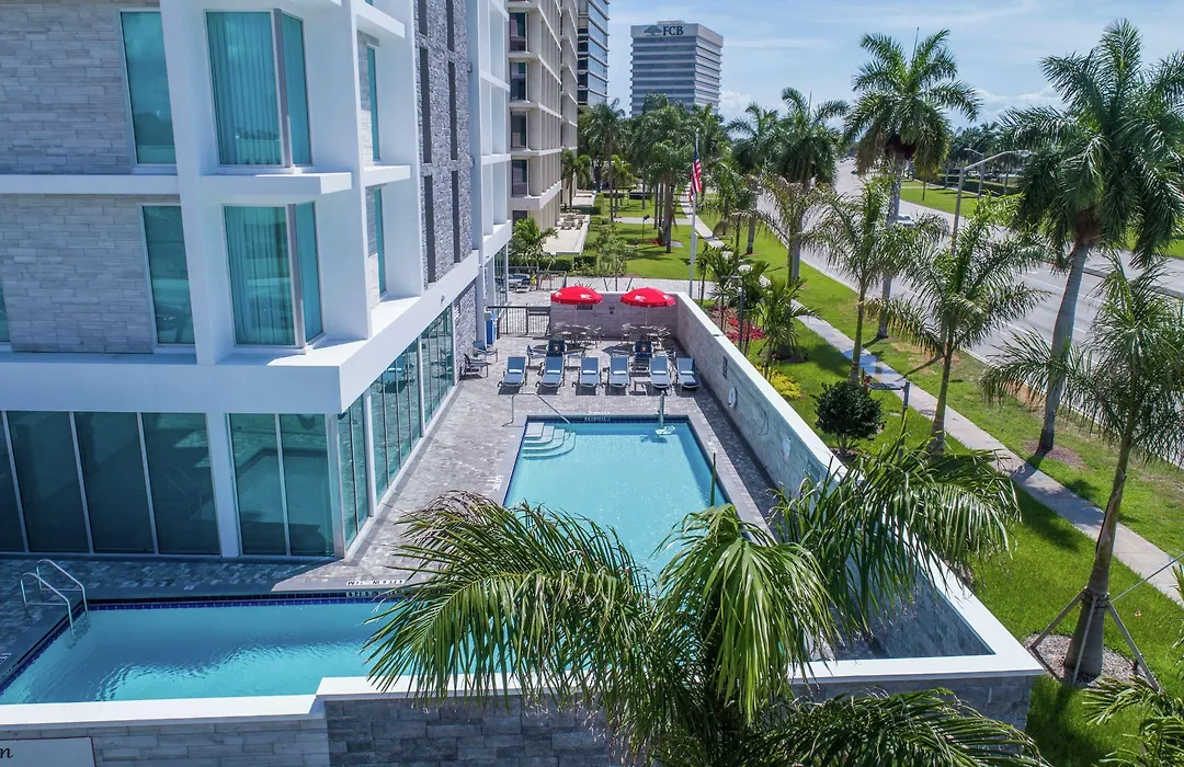 Hilton Garden Inn West Palm Beach I95 Outlets-1