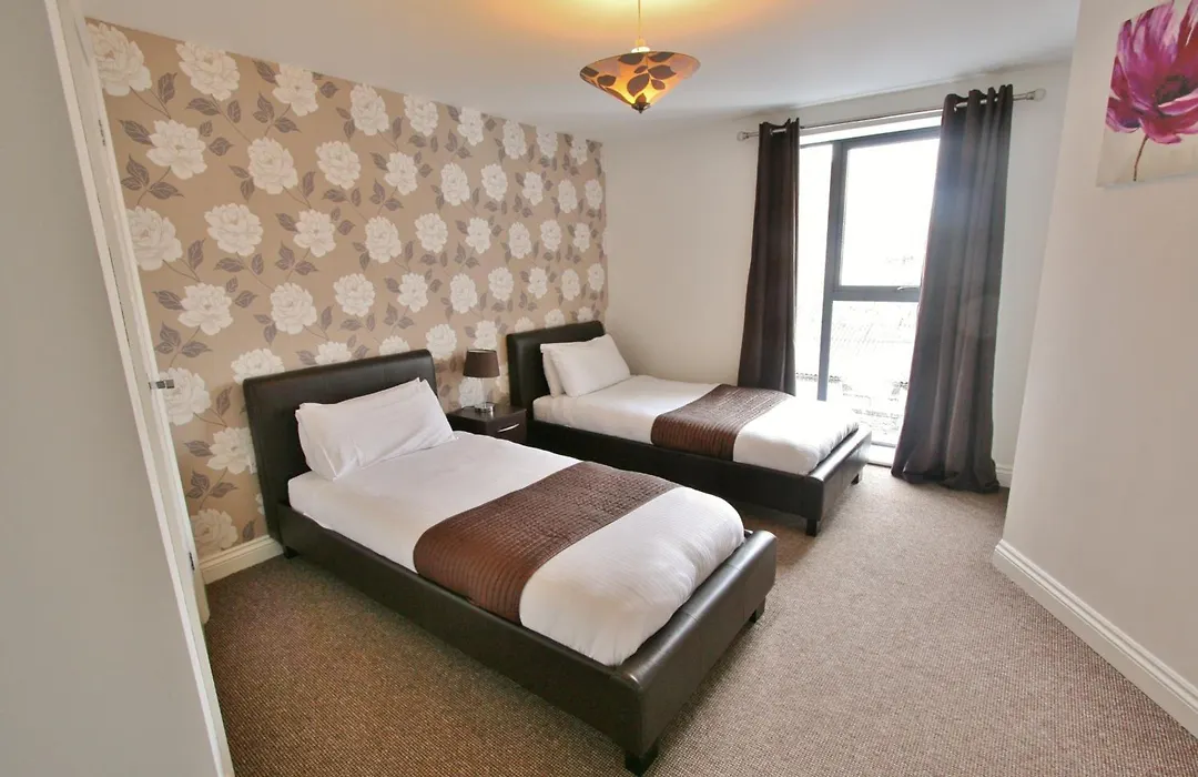 Central Hotel Cheltenham By Roomsbooked-1