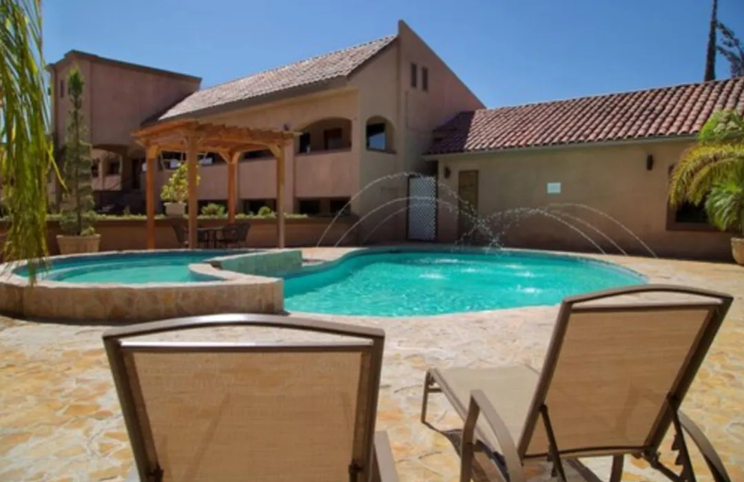 Estancia Inn-1