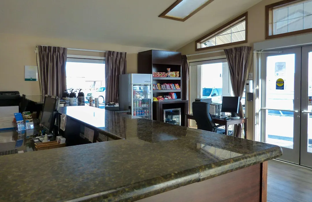 Rodeway Inn & Suites Ontario-1