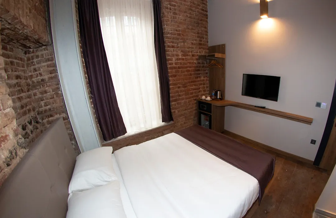 Jurnal Hotel-1