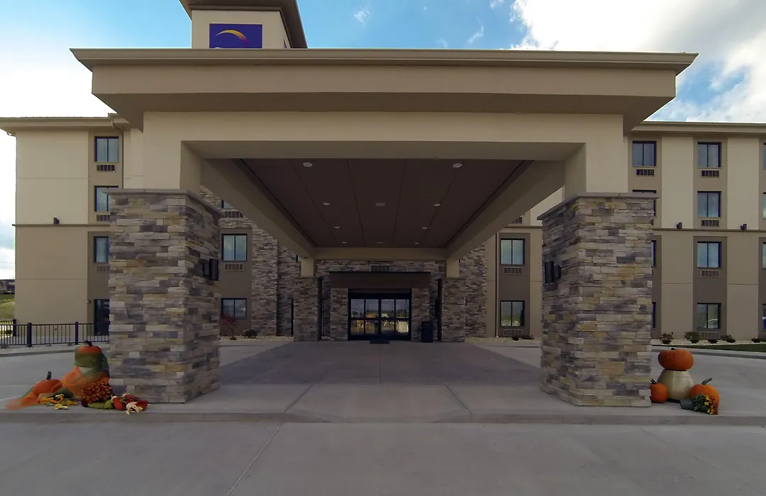 Sleep Inn & Suites Belmont - St. Clairsville-1