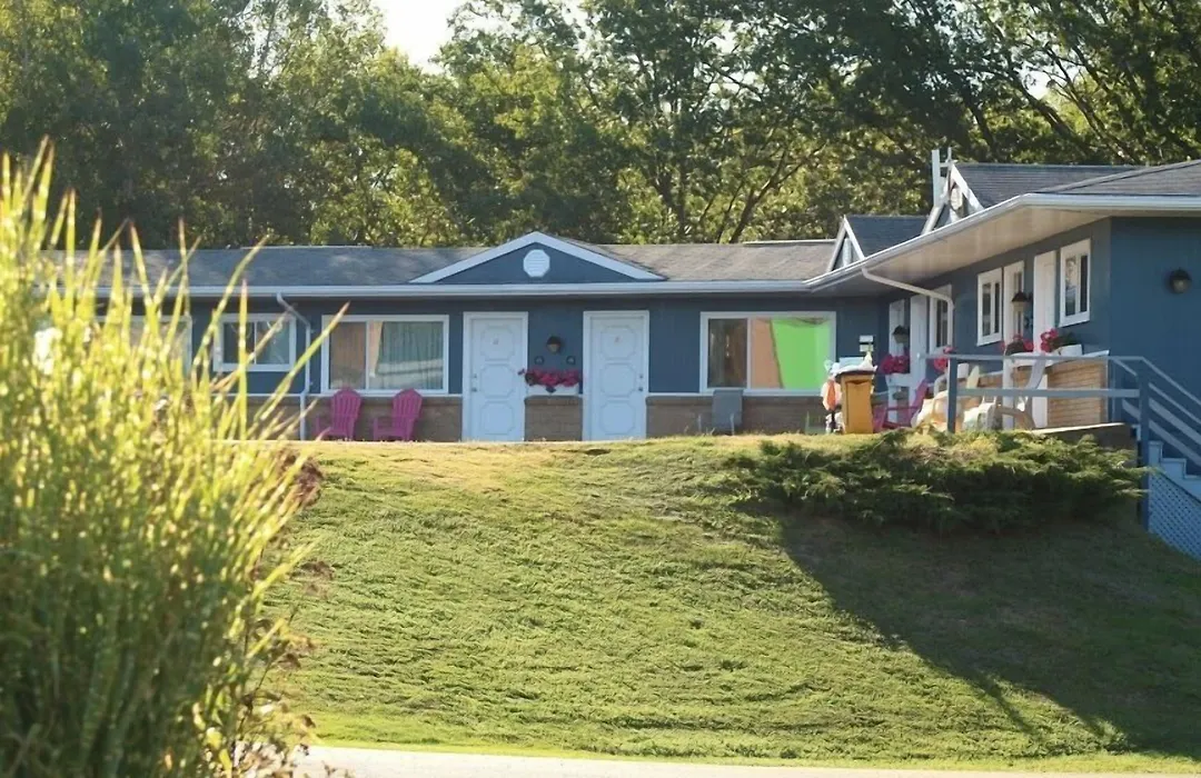 Coastal Inn - Kingfisher-1
