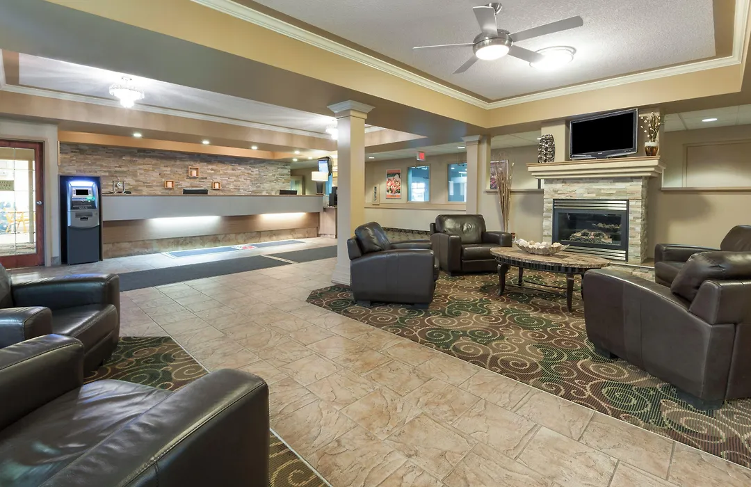 Super 8 By Wyndham Fort Saskatchewan-1