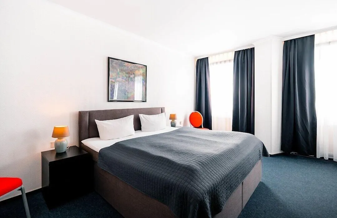 Hotel Berliner Baer-1