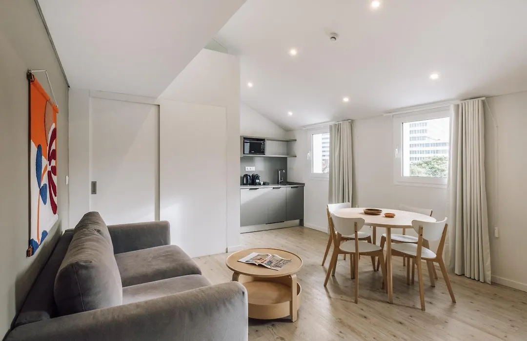 Lisbon Oriente Suites By Olala Homes-1