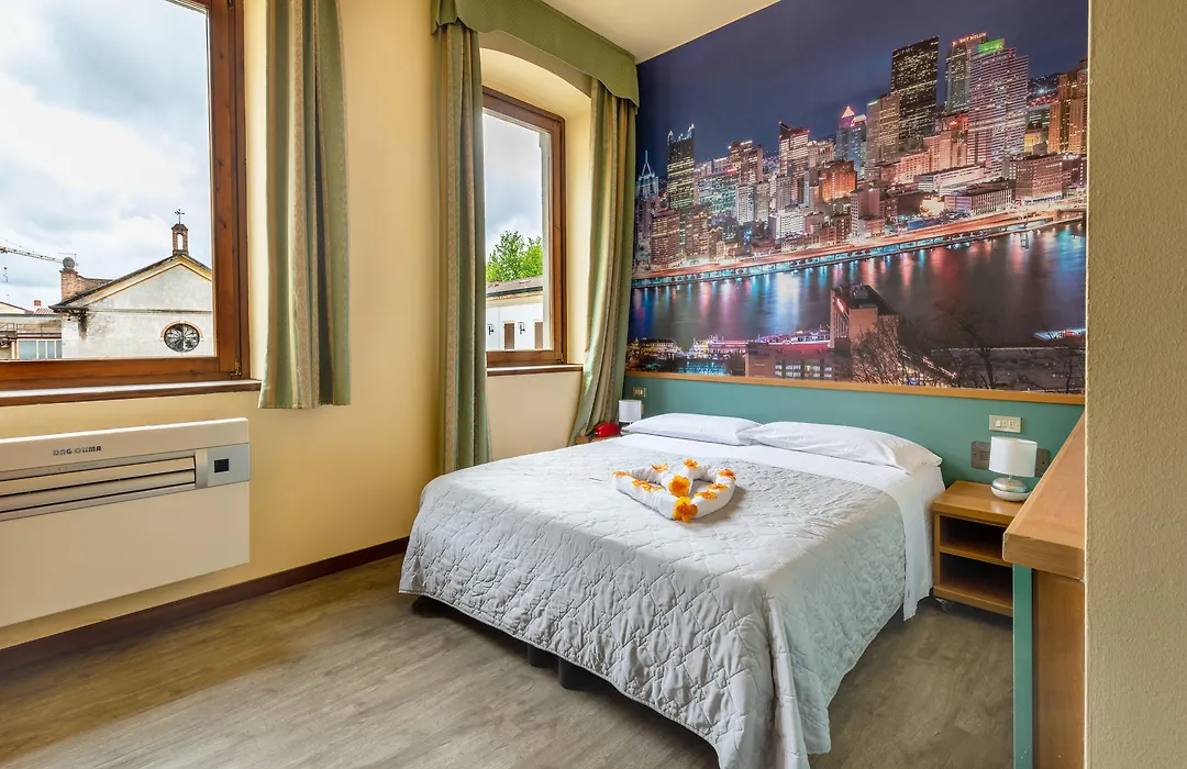 Hotel City Verona-1