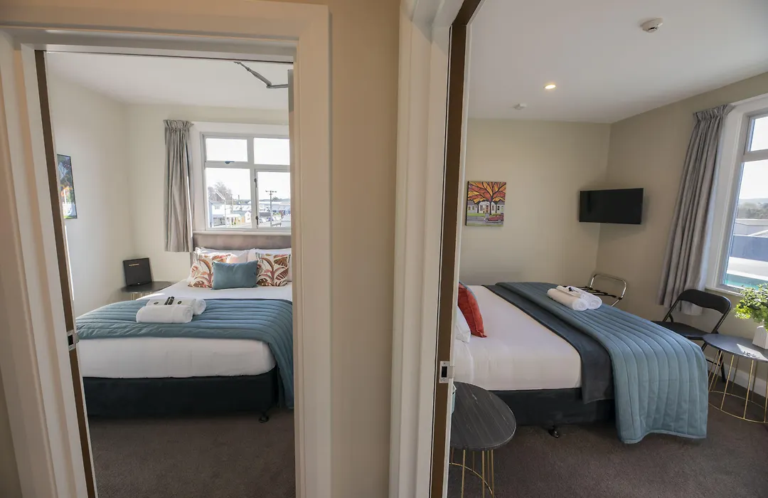 The Amberley Hotel-1