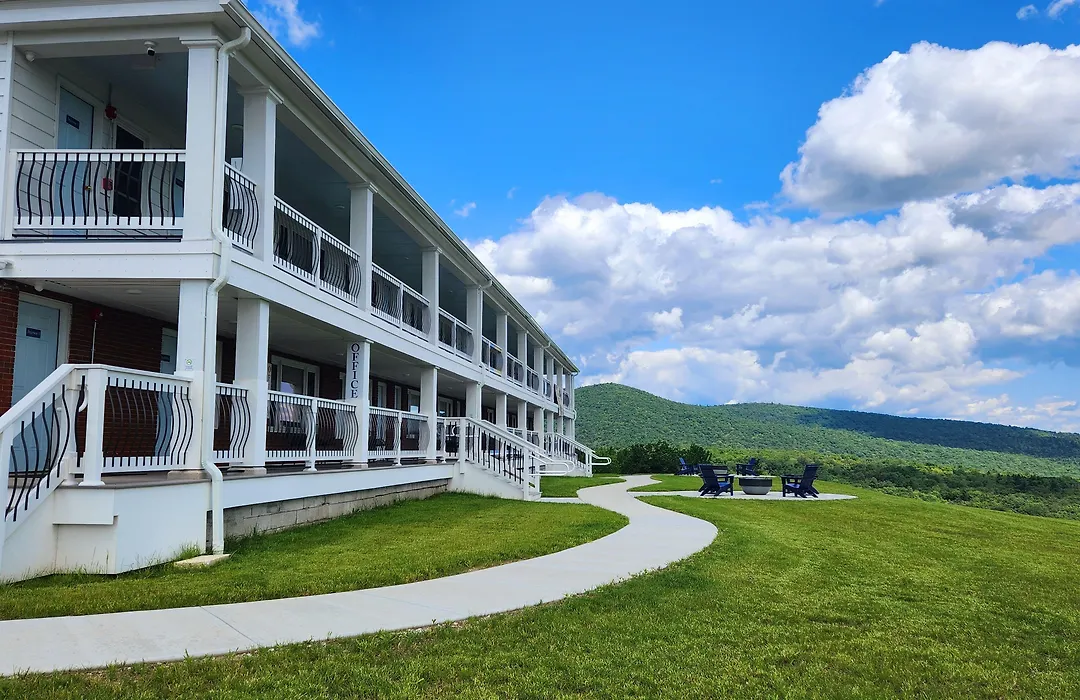 Blue Vista Motor Lodge-1