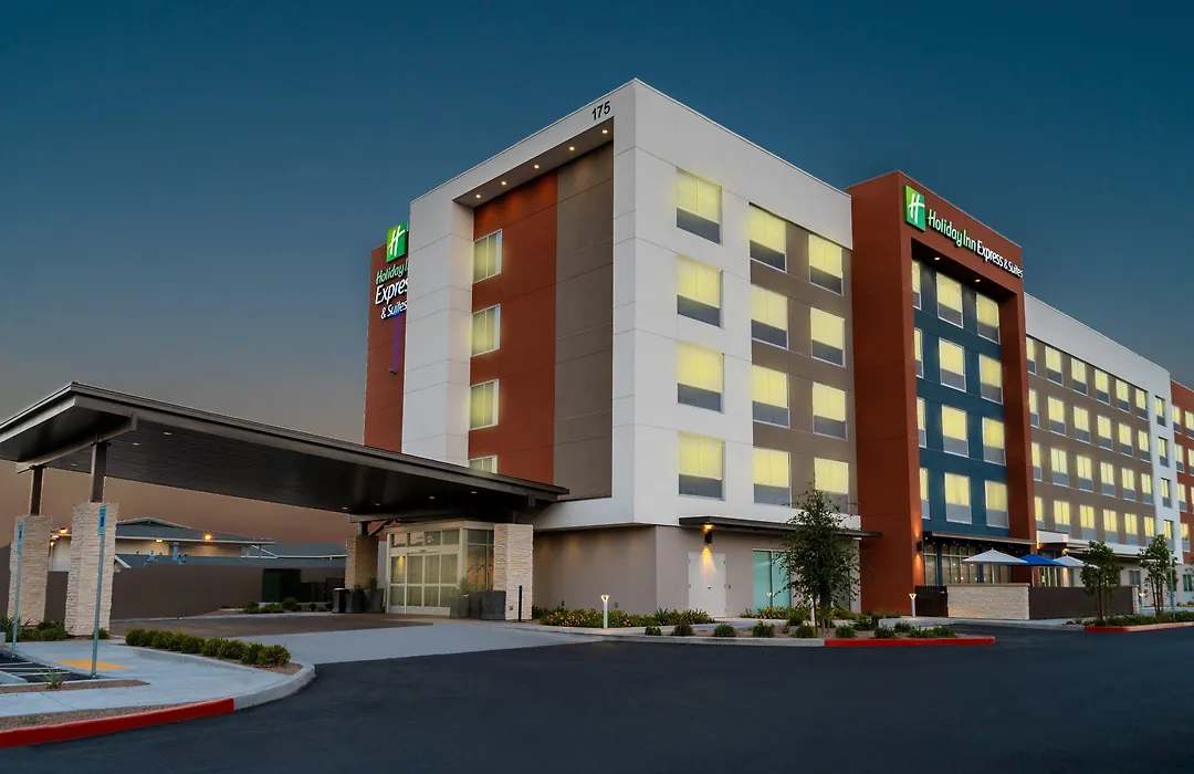 Holiday Inn Express & Suites - Las Vegas - E Tropicana By Ihg-1