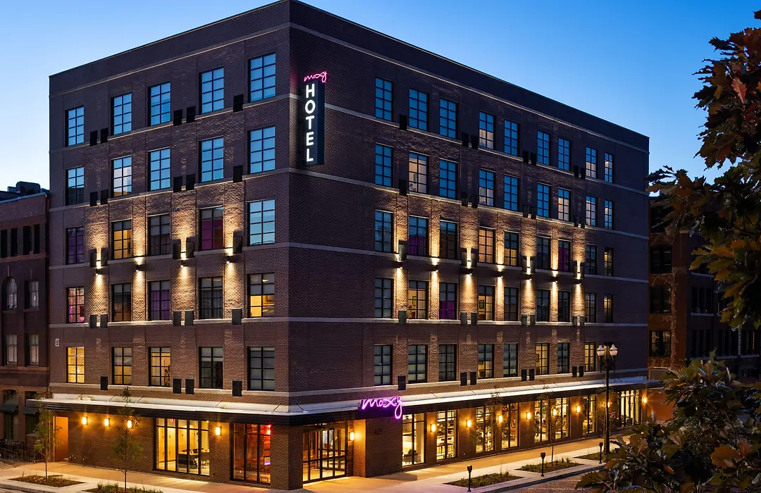 Moxy Omaha Downtown-1