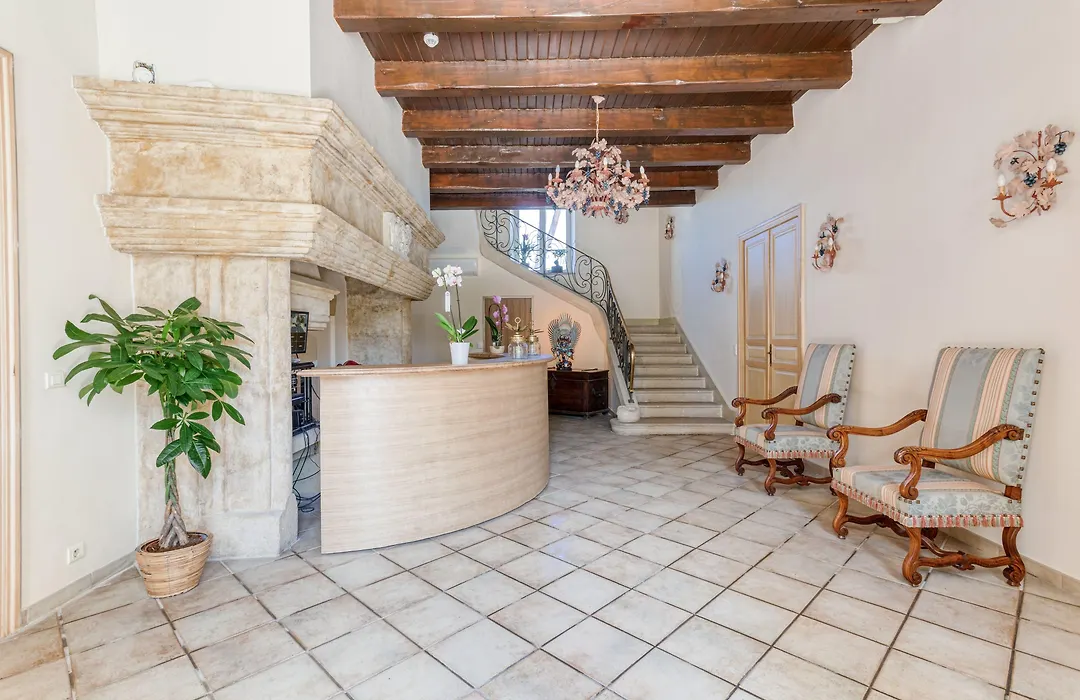 Domaine De La Nerthe- Hotel Provence Mediterranee-1
