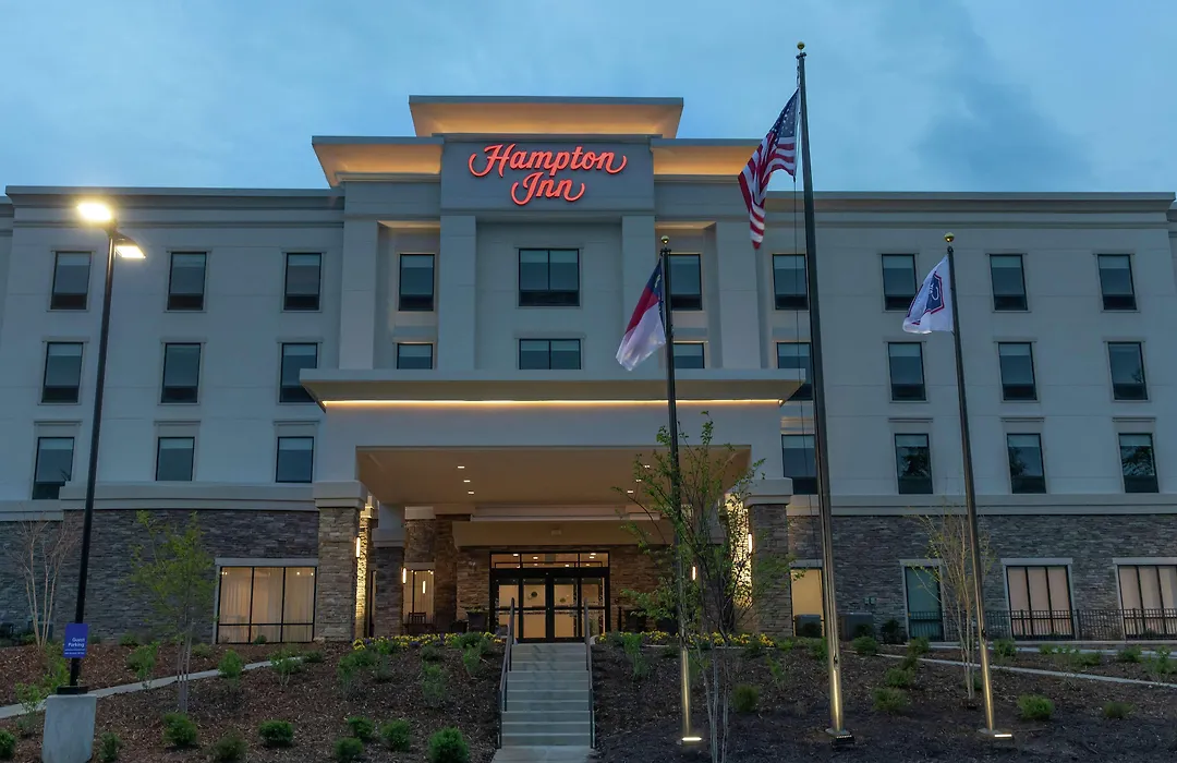 Hampton Inn Black Mountain-1