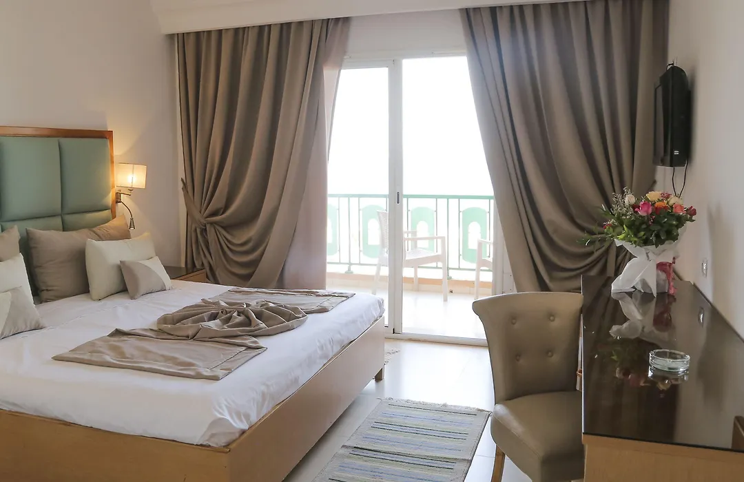 Hotel Marabout - Families And Couples Only-1