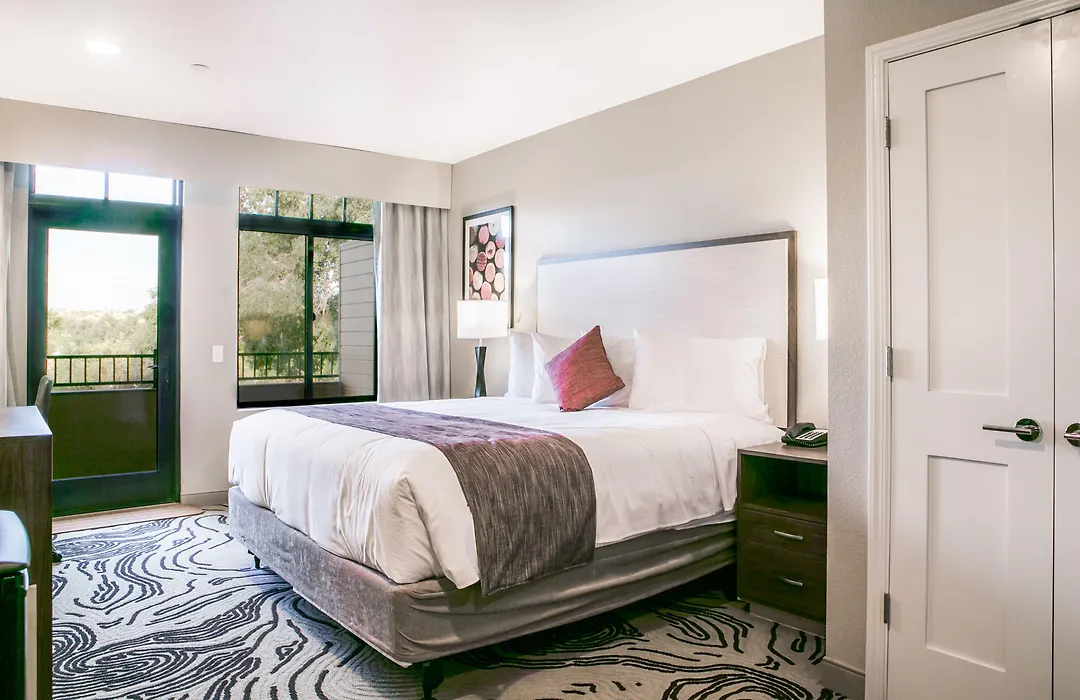 Hotel Siri Downtown - Paso Robles-1
