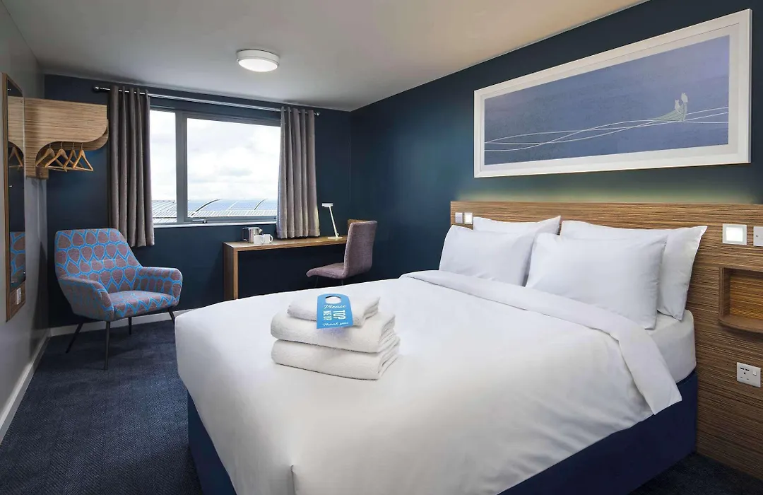 Travelodge Liverpool Stonedale Park-1