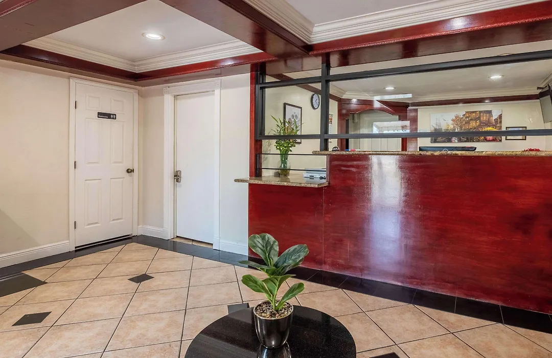 Relax Inn & Suites-1