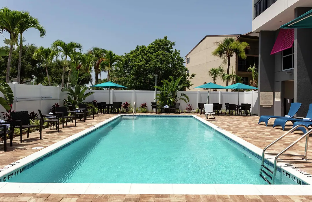 Hampton Inn Dunedin, Fl-1