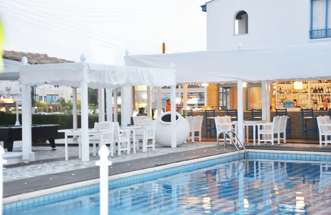 Tasmaria Aparthotel-1