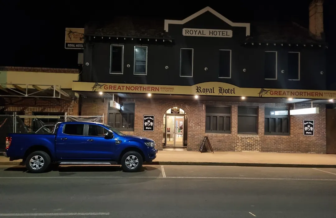 Royal Hotel Guyra-1