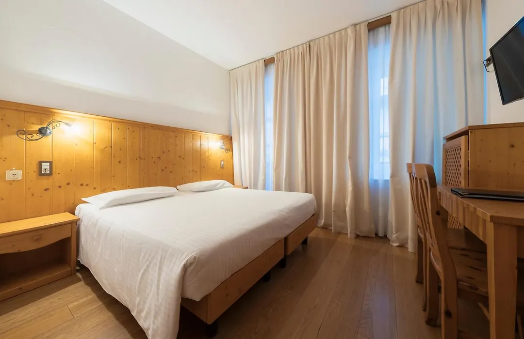 Hotel Montana-1