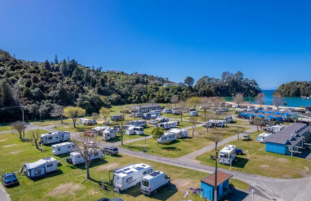 Kaiteriteri Recreation Reserve Cabins-1