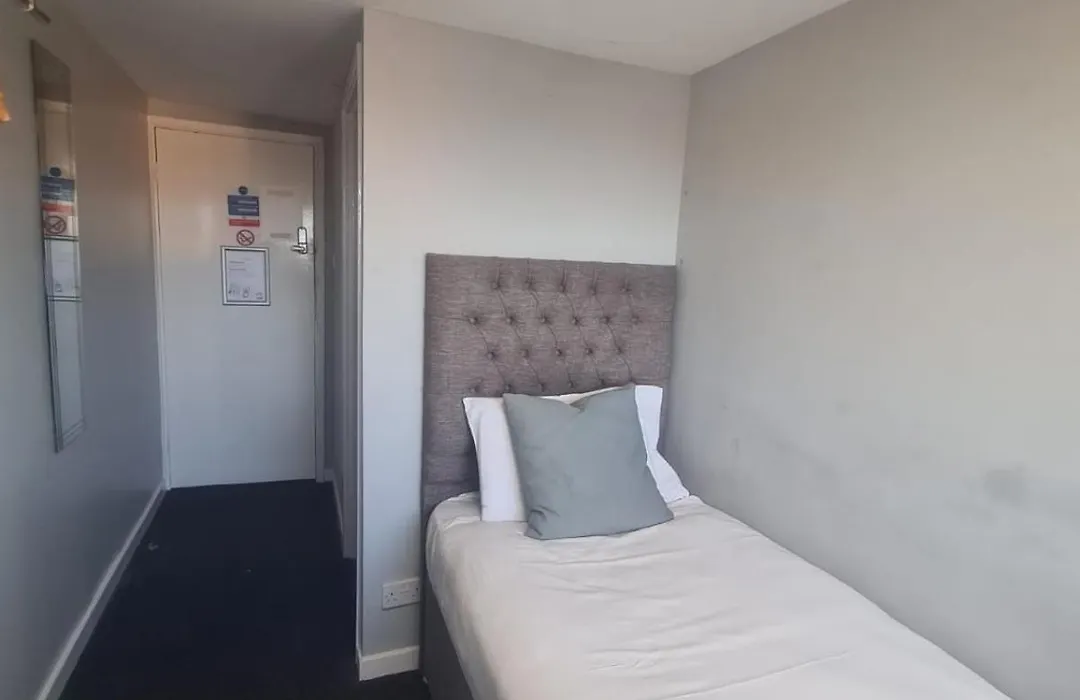 Hotel 52-1