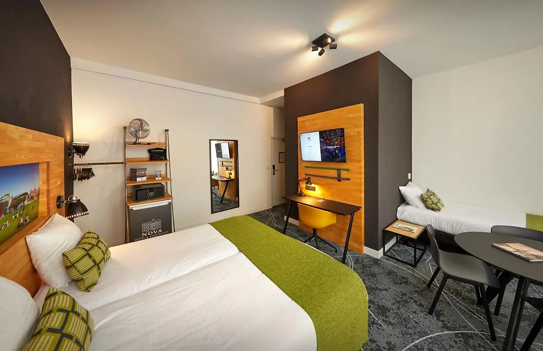 Nova Hotel-1
