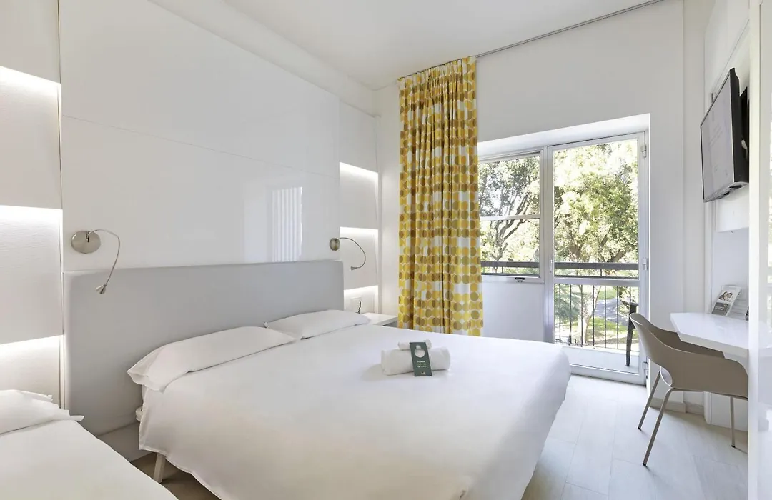 B&B Hotel Savona-1
