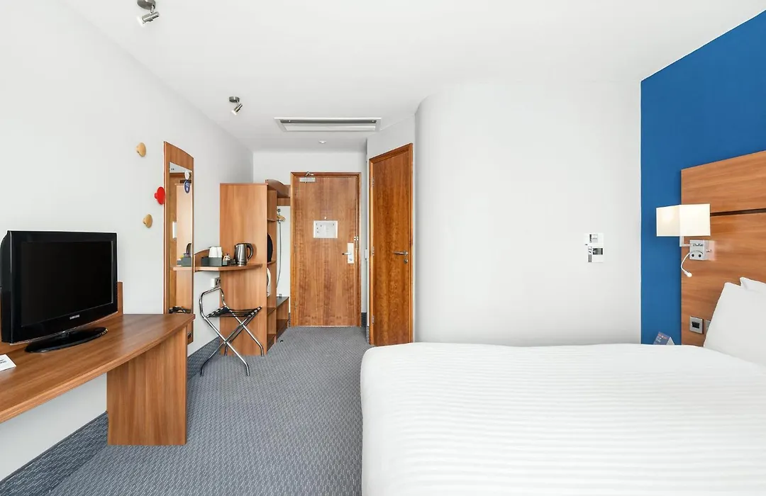 Holiday Inn Express Braintree By Ihg-1