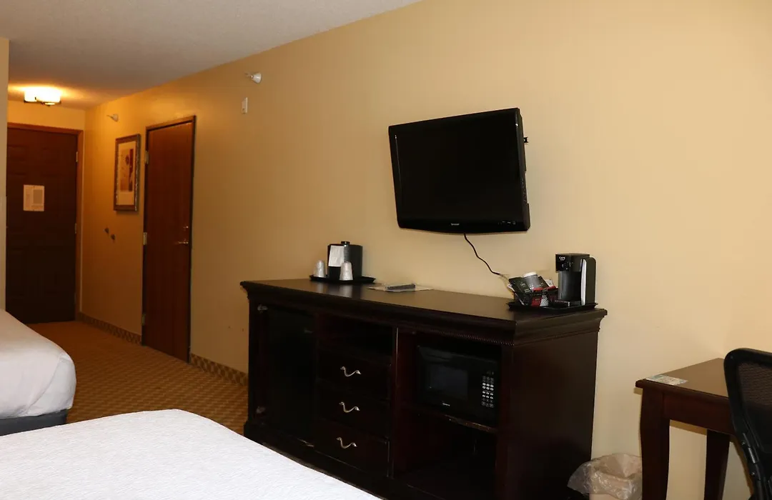 Country Inn & Suites By Radisson, Lincoln North Hotel And Conference Center, Ne-1