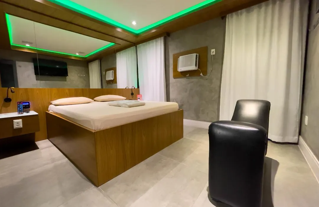 Motel Caricia (Adults Only)-1