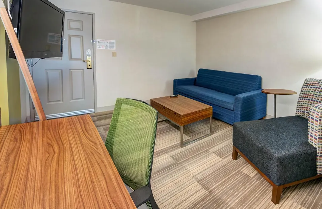 Holiday Inn Express Woodbridge By Ihg-1