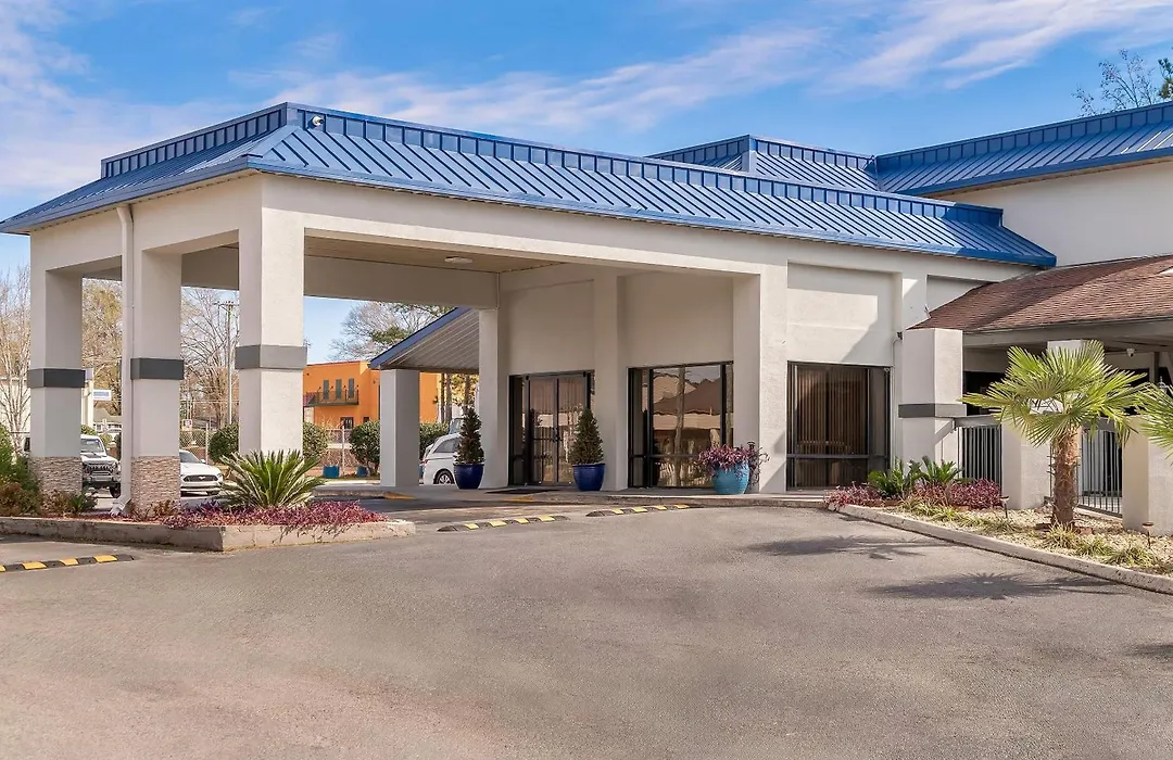 Rodeway Inn Greenwood-1
