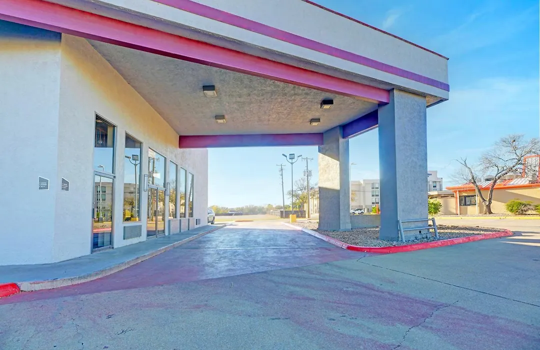 Travelers Inn By Oyo Wichita Falls-1