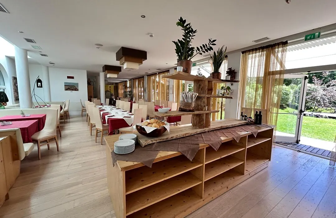 Alpen Hotel Eghel Resort & Spa-1