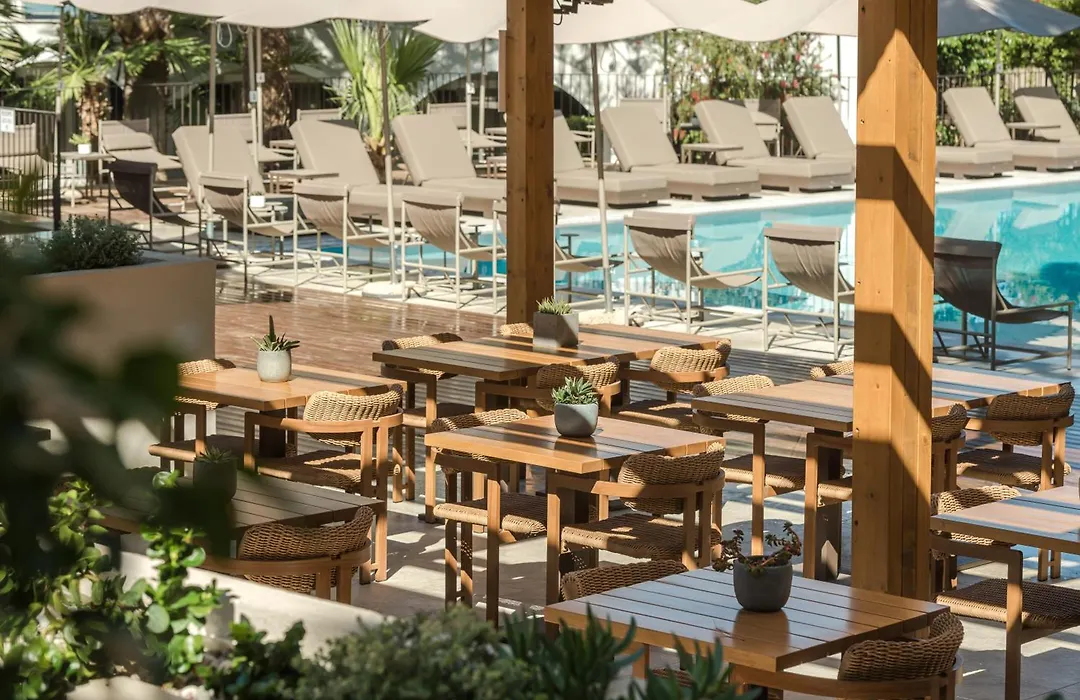 Contessa Hotel-1