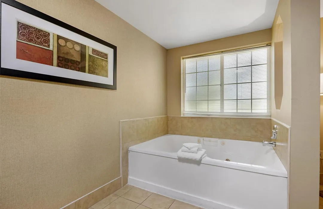 Best Western Plus Prairie Inn-1