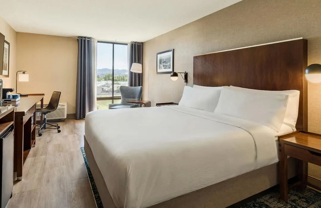 Four Points By Sheraton - San Francisco Bay Bridge-1