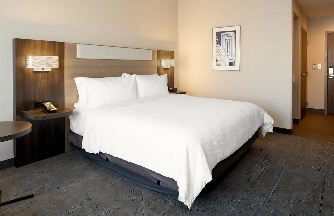 Holiday Inn Express & Suites Lathrop By Ihg-1