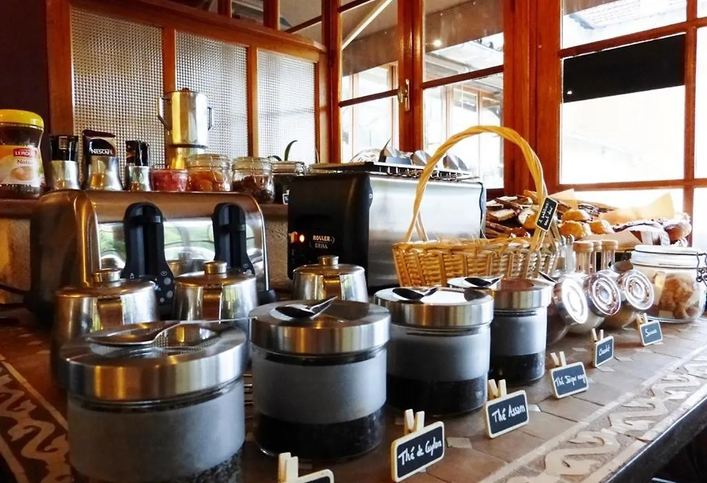 Hôtel Restaurant des Grottes du Pech Merle-1