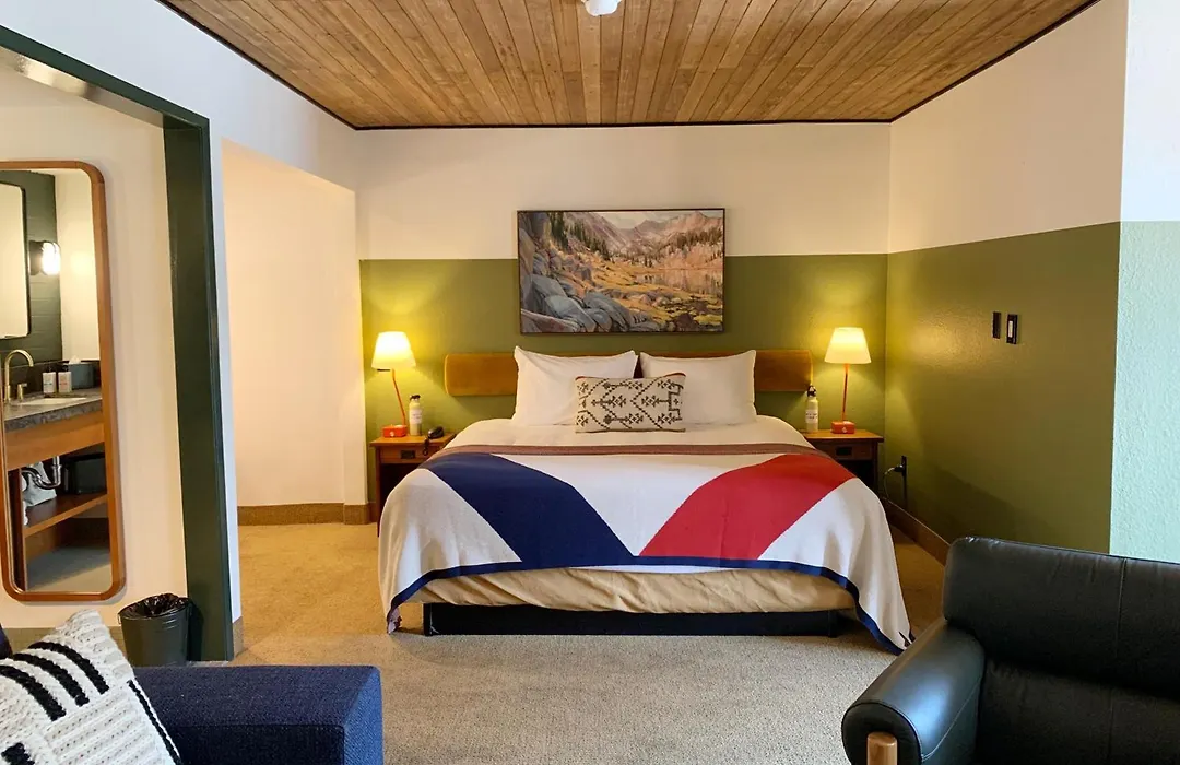 Station House Inn South Lake Tahoe-1