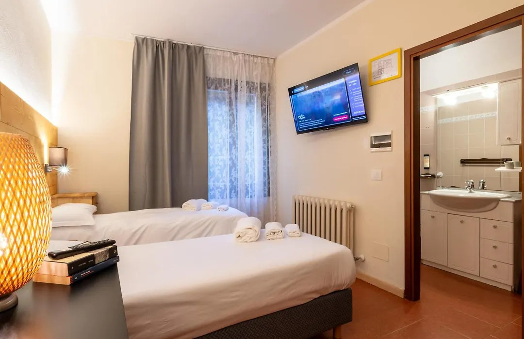Firenze Hotel Suite & Spa-1