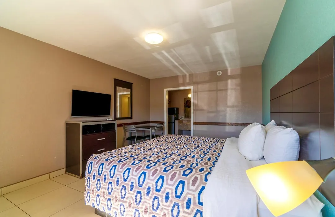 Woodfield Inn & Suites Hotel O, Yoakum Tx 111-1
