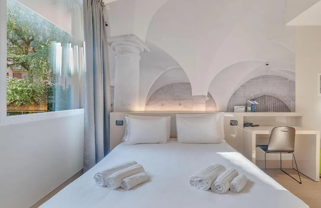 B&B Hotel Bergamo City-1