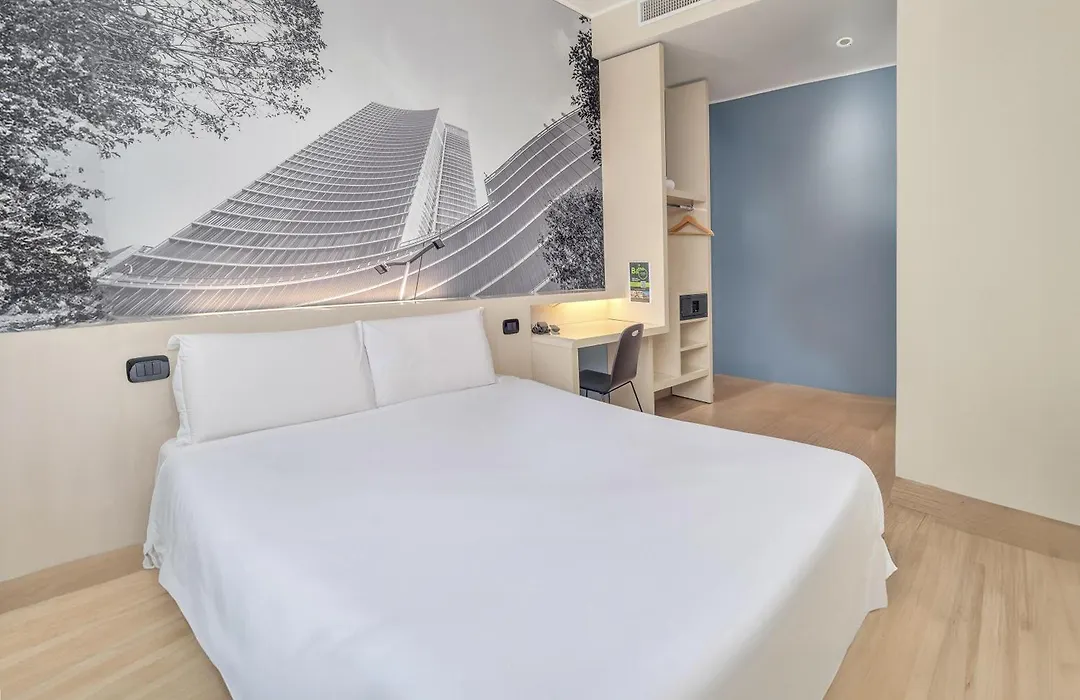 B&B Hotel Milano Cenisio Garibaldi-1