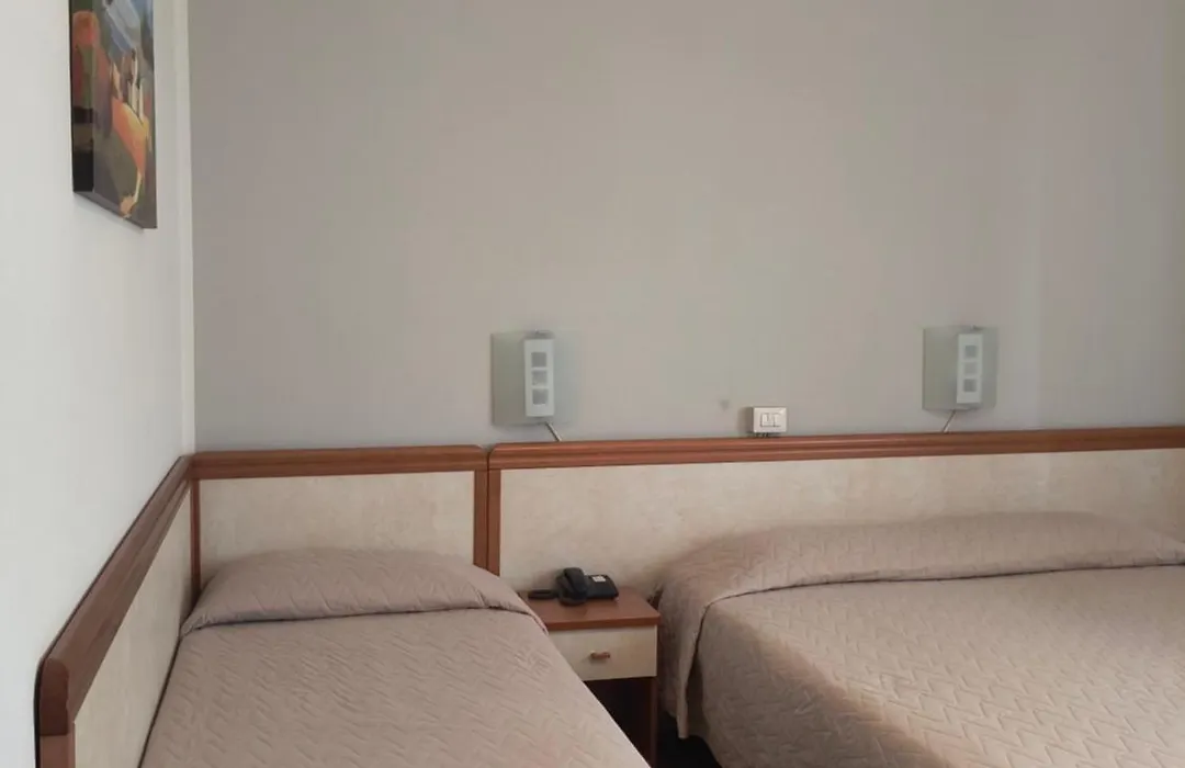 Hotel Marta-1