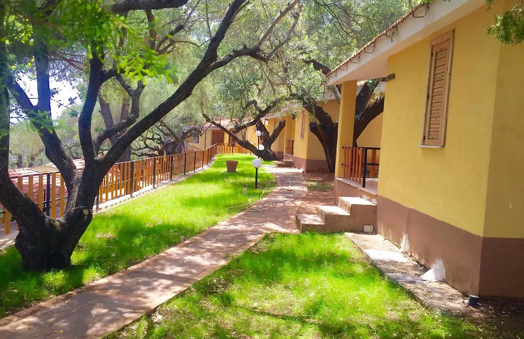 Villaggio Turistico La Fenosa-1