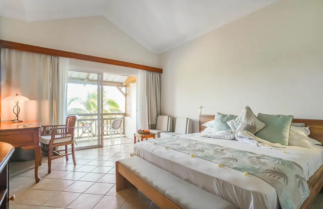 Le Peninsula Bay Beach Resort & Spa-1
